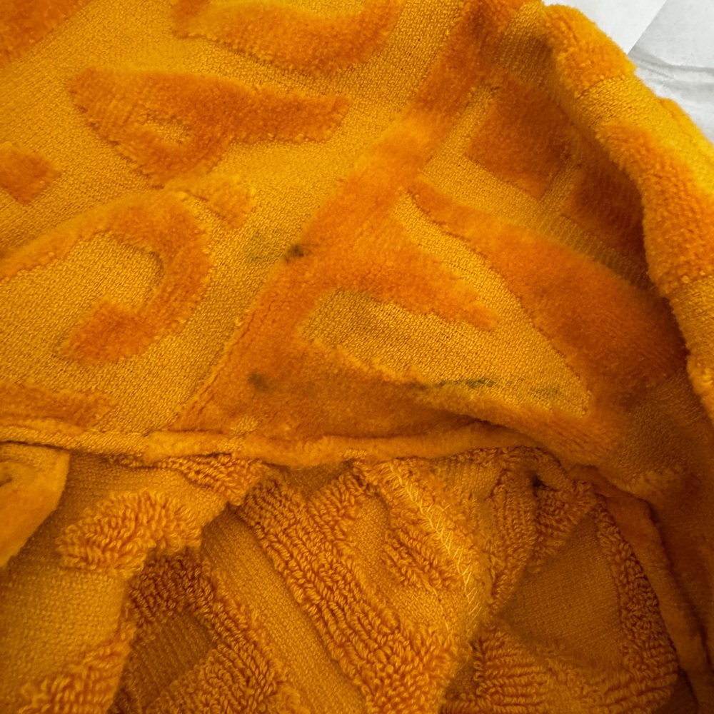 Versace Bath Robe - Picture 6 of 9